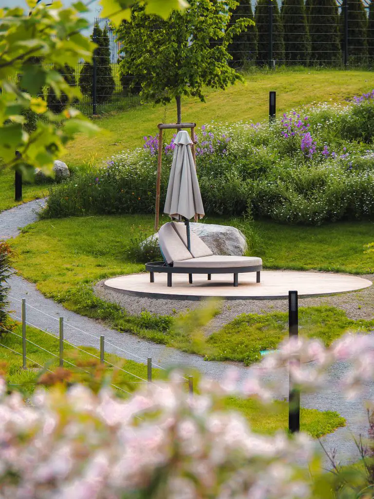tilia living Außenbereich Liegemöglichkeiten
