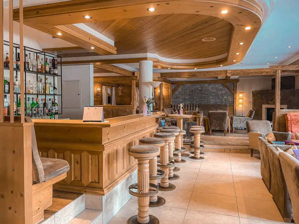 tilia living Bar