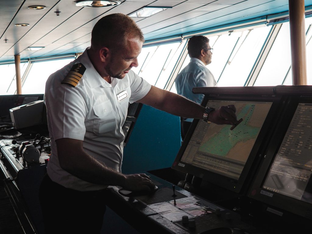 Kapitän Adrian Firsov bei der Arbeit