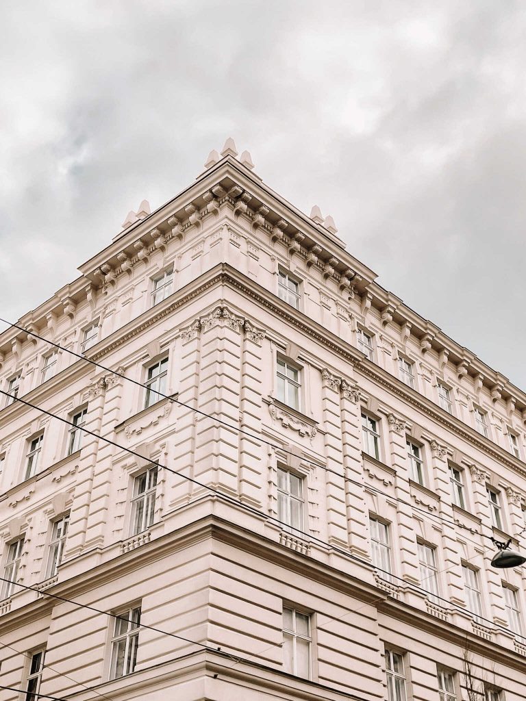 häuserfassade wien alsergrund