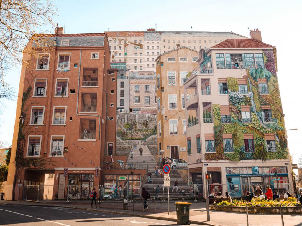 Mur des Canuts in La Croix-Rousse Lyon