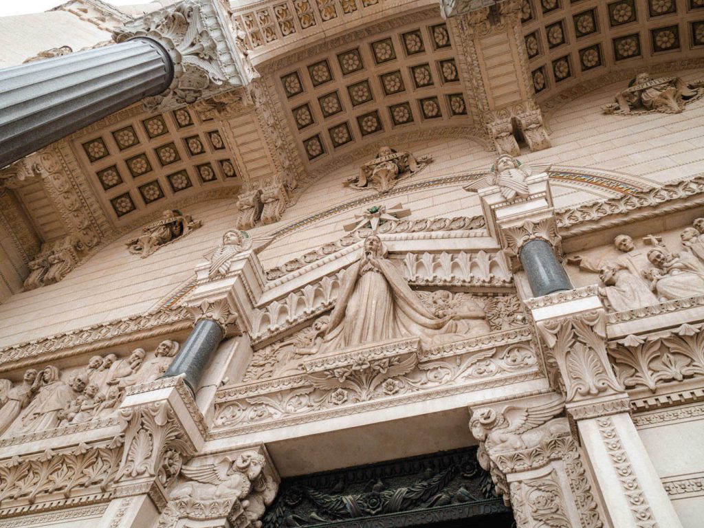 Notre-Dame de Fourvière detail außen