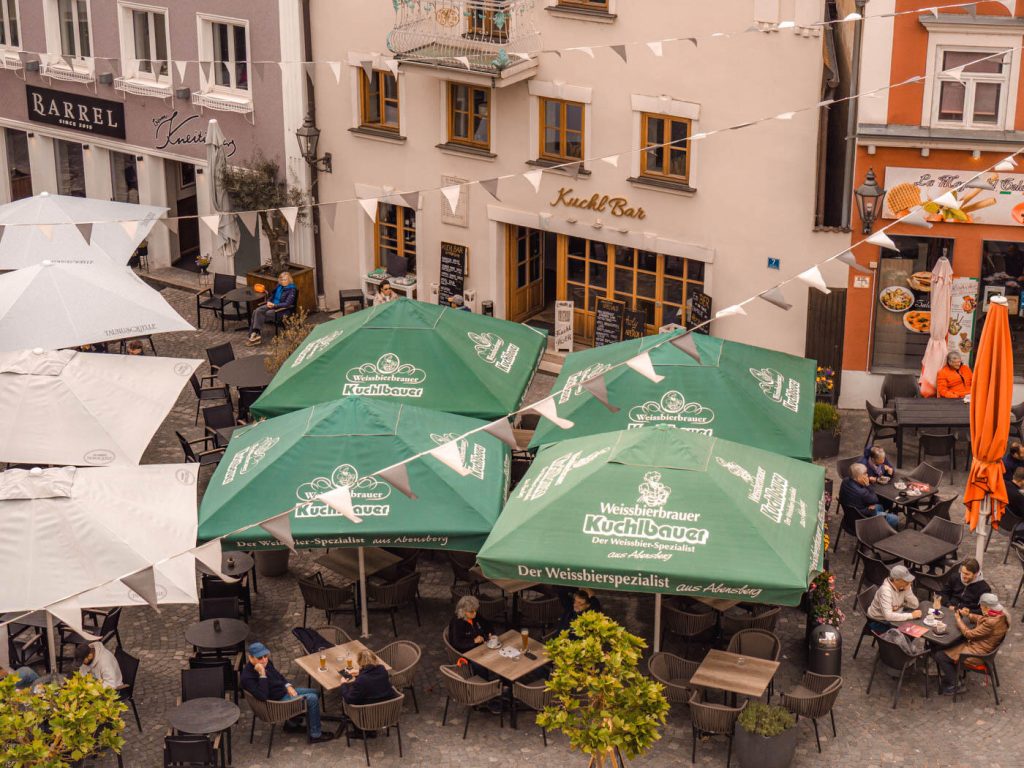 Ausblick vom Hotelzimmer auf die Kuchlbar
