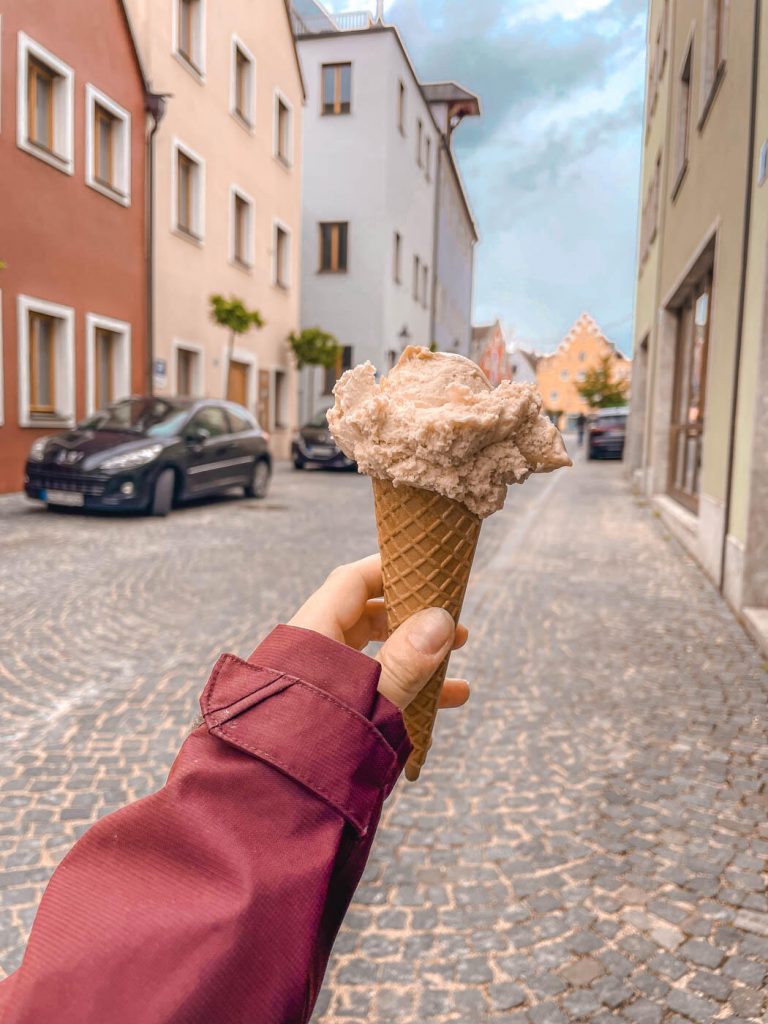 Eis essen Abensberg bei La Dolce Vita