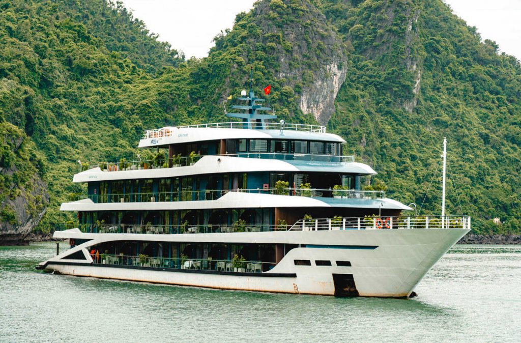 Doria Cruise in Lan Ha Bay